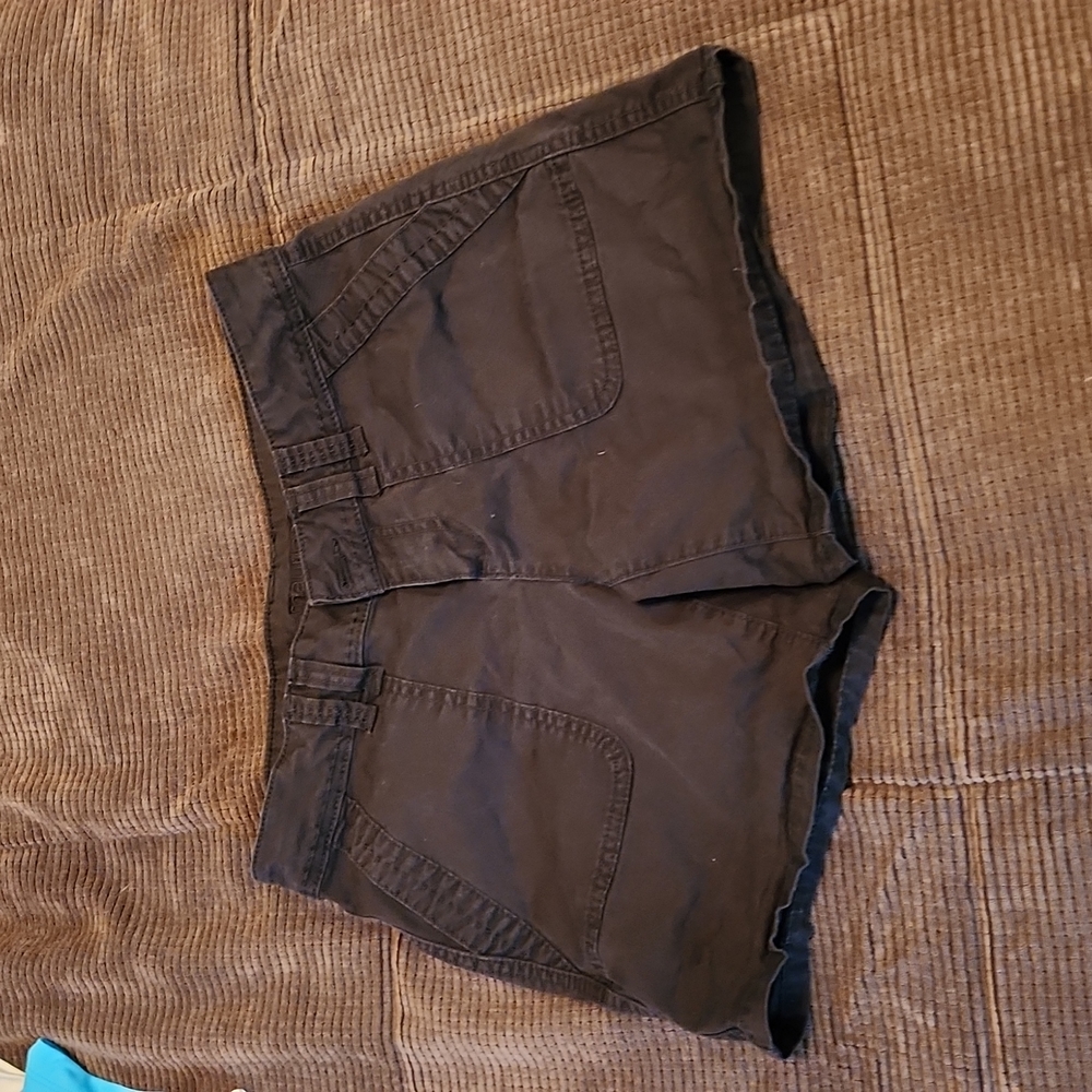 Maurice's black shorts size 1/2